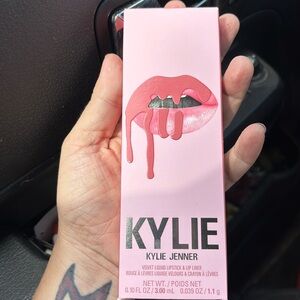 NWT Never opened Kylie velvet lip kit color Harmony